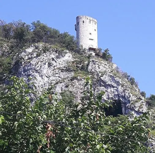 Relax In 2 * Črni Kal